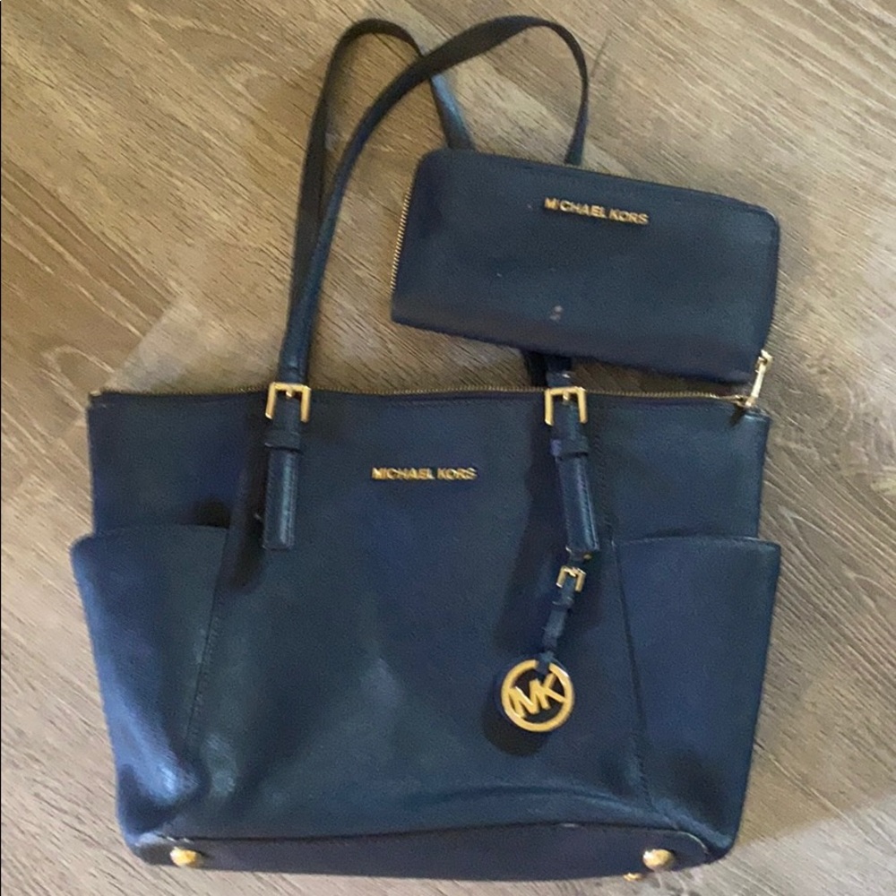 Navy blue Michael kors bag and wallet